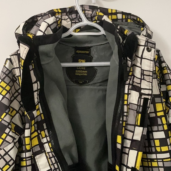 Rip Zone Winter Jacket - Picture 2 of 5